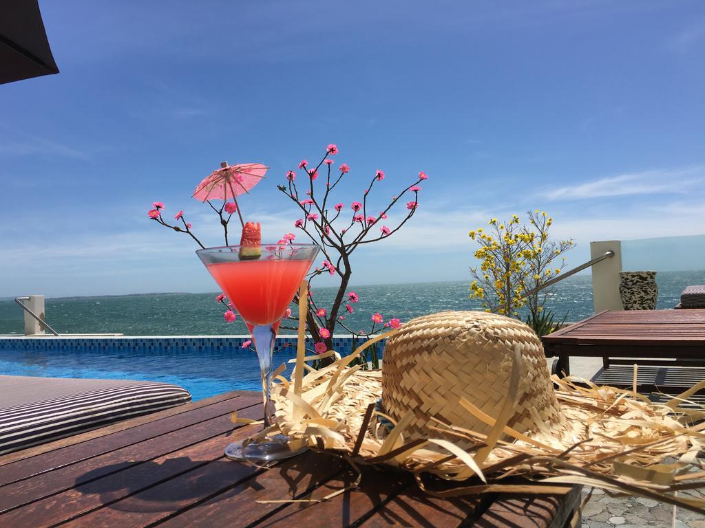 Ocean Front Hotel Phan Thiết Esterno foto