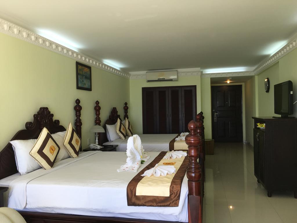 Ocean Front Hotel Phan Thiết Esterno foto