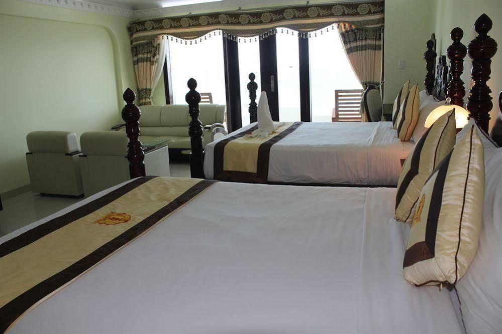 Ocean Front Hotel Phan Thiết Esterno foto